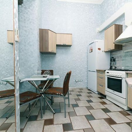 Stylish Two-Level Flat 2 Min From Khreschatyk Κίεβο Εξωτερικό φωτογραφία